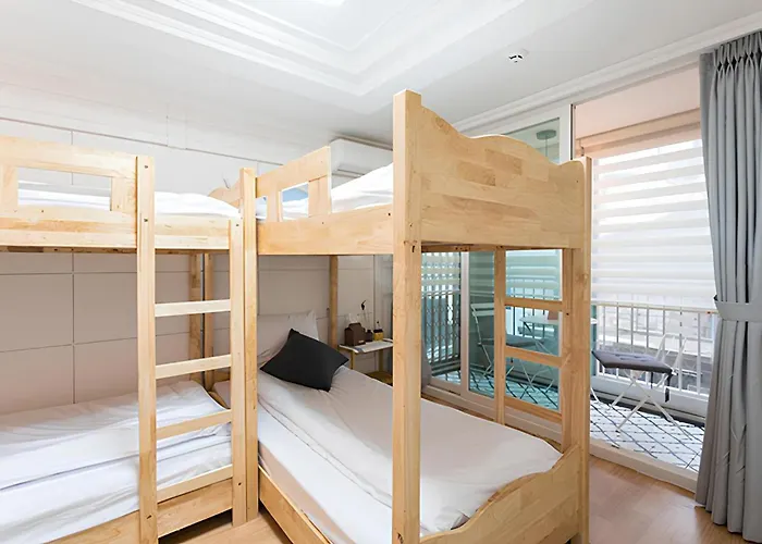 The Blossom Yeonnam Guesthouse
