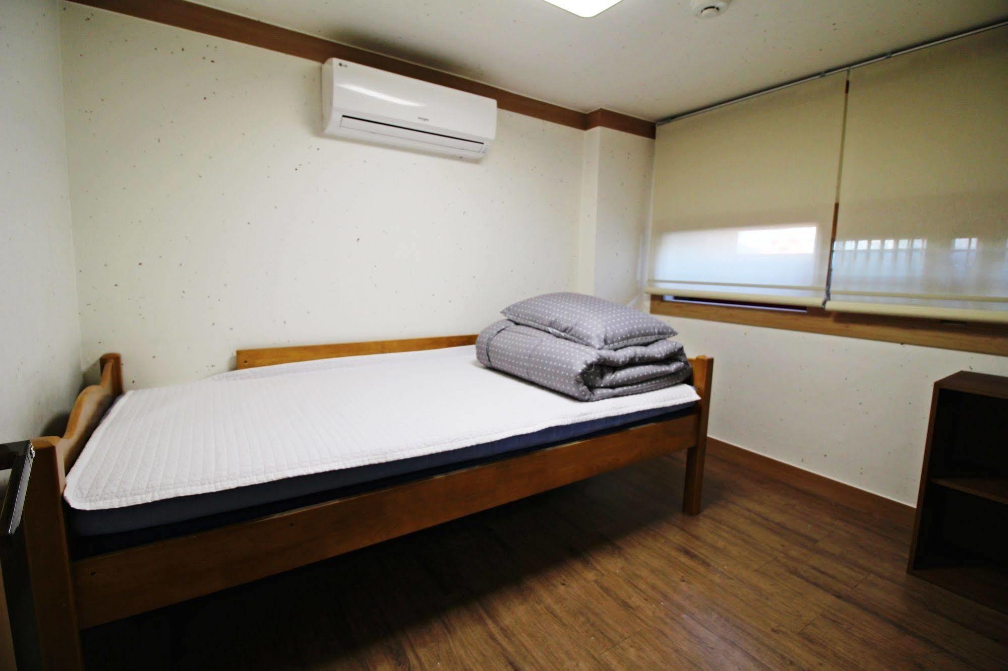 Guest house The Blossom Yeonnam Seoul