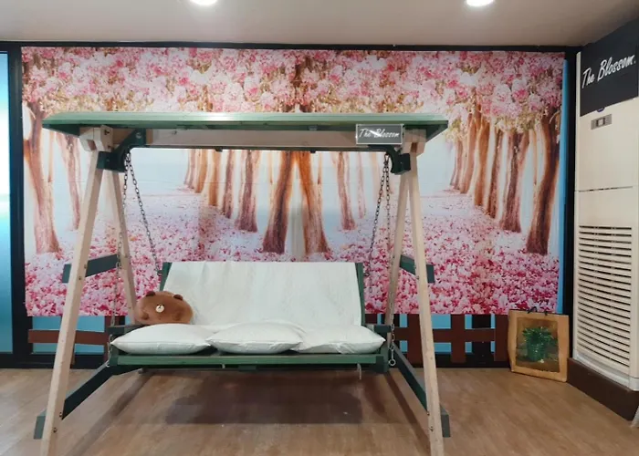 The Blossom Yeonnam Guesthouse