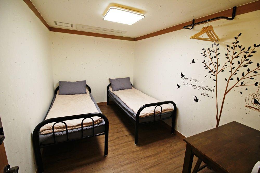 Wisma tamu The Blossom Yeonnam 2*